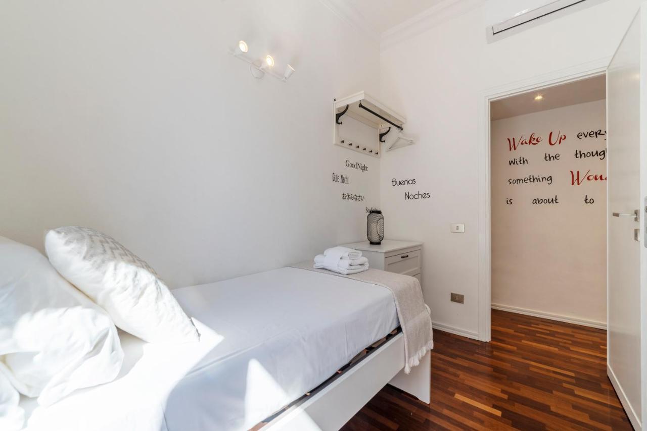 Fontana Di Trevi Design Apartment Rome Extérieur photo